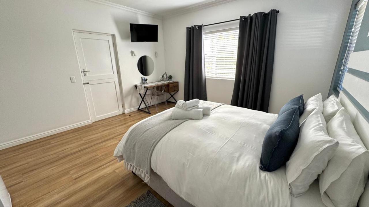 Plett57 - Self Catering - Room No1 Plettenberg Bay Eksteriør bilde